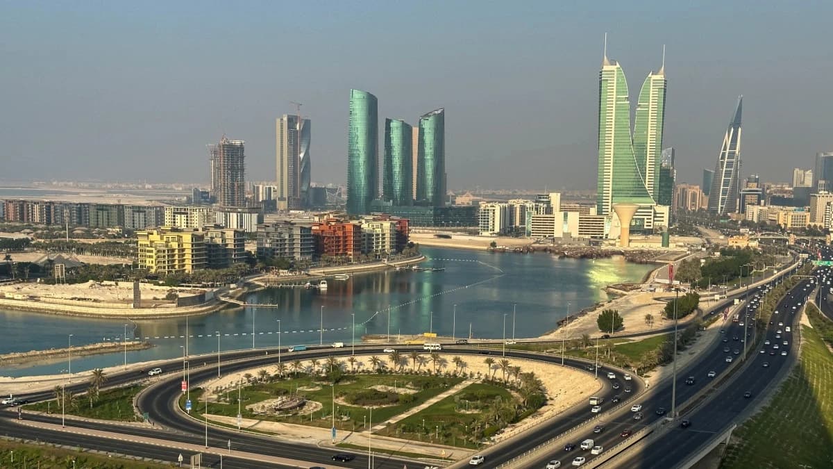 البحرين تقترب من دعم مالي خليجي لمواجهة ضغوط اقتصادية زادتها حرب إيران