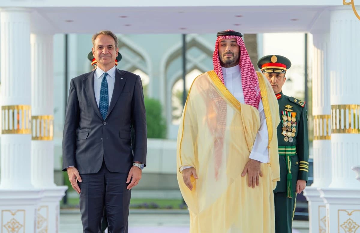 ولي العهد السعودي يبحث مع رئيس وزراء اليونان العلاقات الثنائية والأوضاع الإقليمية