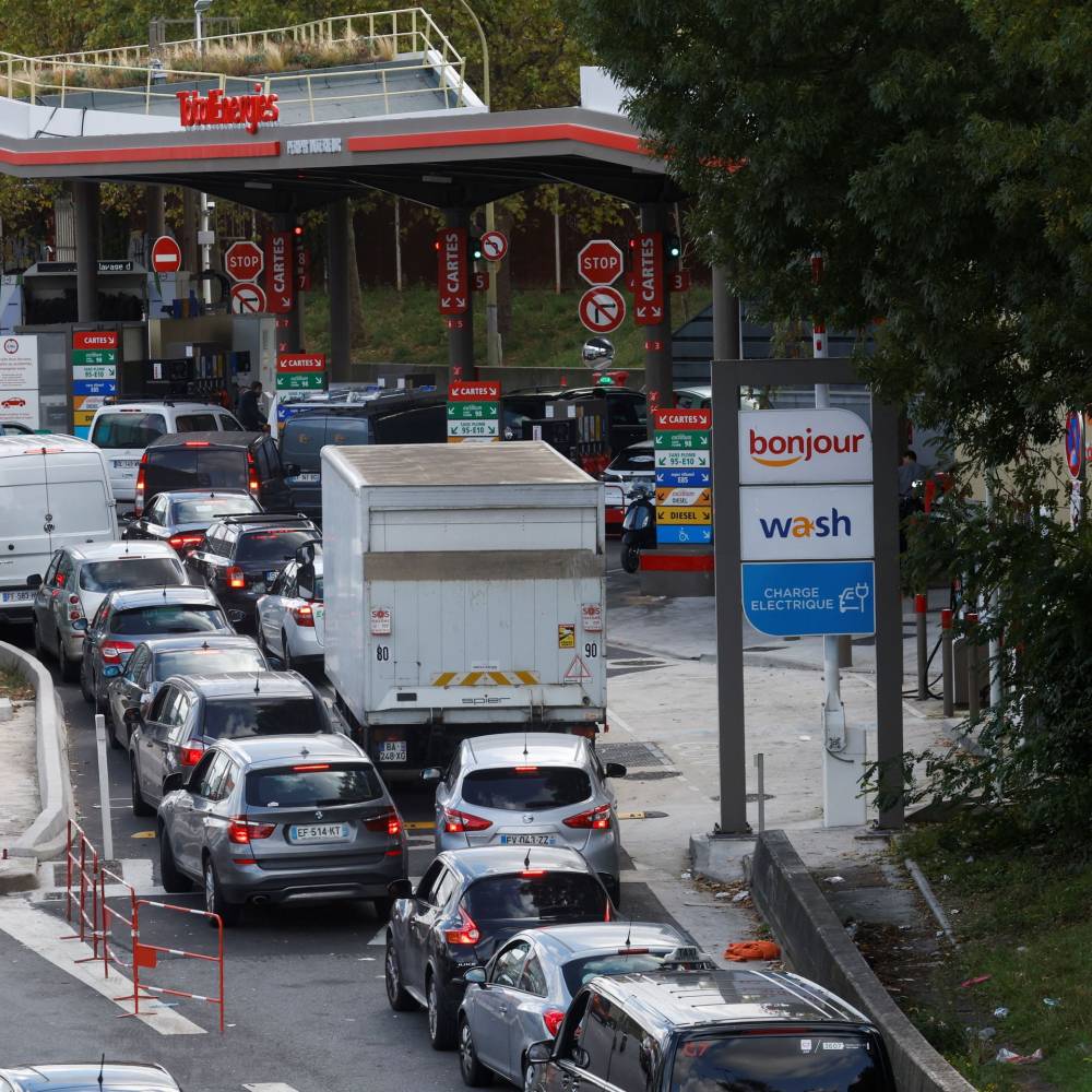 Les grèves dans les raffineries françaises se poursuivent.  Un problème d’approvisionnement dans un tiers des stations-service