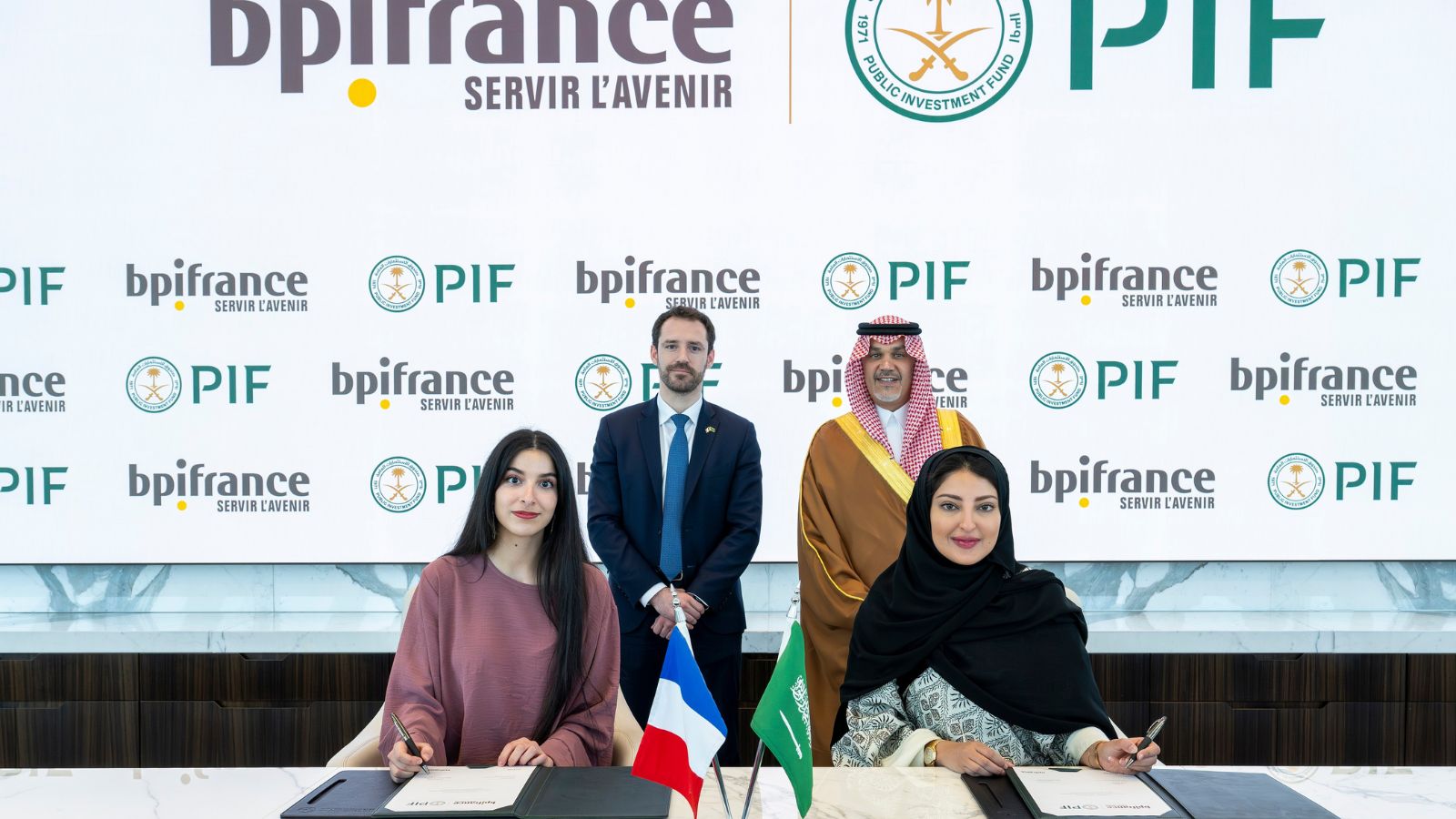 “PIF” السعودي يوقع مذكرة بـ 10 مليار دولار مع “بي بي آي فرانس” شركاته