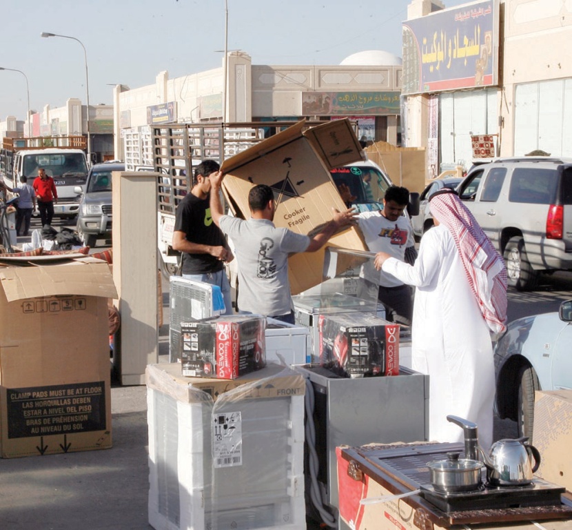 «حراج الدمام».. فوضى وإهمال ومسروقات