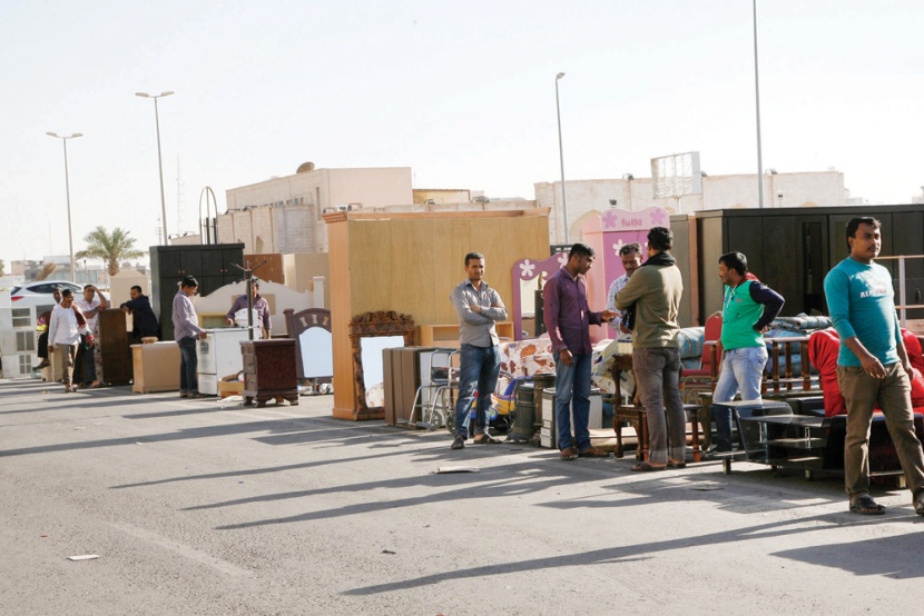 «حراج الدمام».. فوضى وإهمال ومسروقات