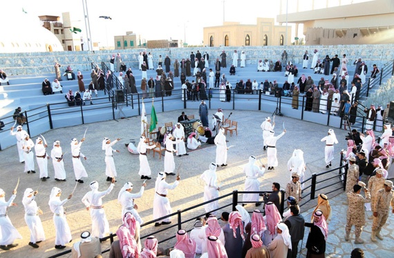 رقصة «الحرب» و«الفرح» وحكاياتها في ذاكرة السبعيني «الزعبي»