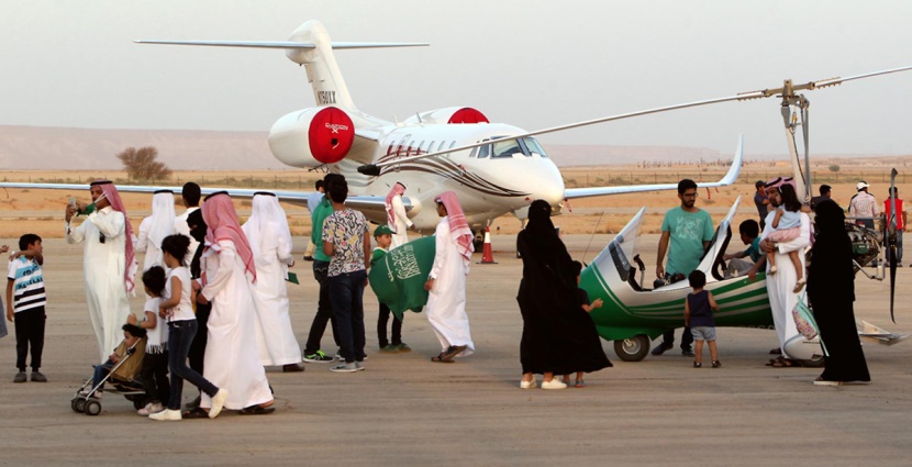 نادي الطيران يحتفي بيوم الوطن