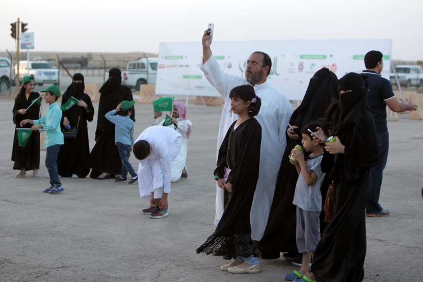 نادي الطيران يحتفي بيوم الوطن