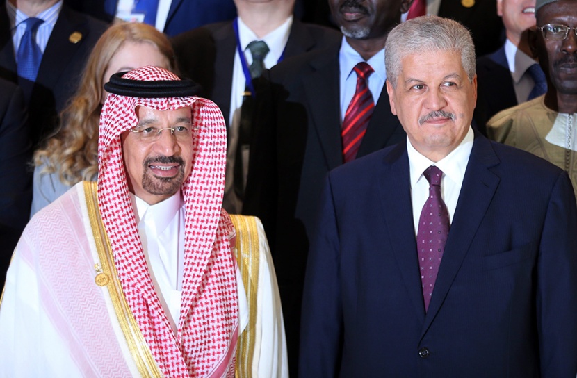 وزير الطاقة: السعودية قادرة على تحمل الاتجاه الحالي في سعر النفط