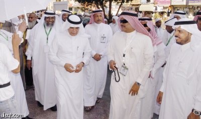 وزير الاتصالات يطلع على خطة البريد السعودي لحج 1429هـ