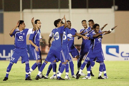 الوطني يصفع النصر بـ 3 .. الهلال يفرم الشعلة بـ 4 .. والأهلي يفرقع أحد بـ 8