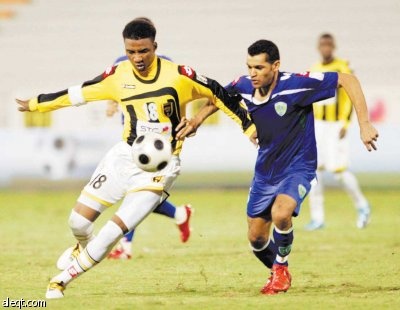 المحياني ينقذ الهلال أمام القادسية .. والفتح يعذب الاتحاد