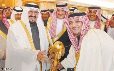 ولي العهد يتوج الهلال بالبطولة الـ 50