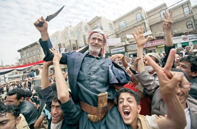 صنعاء: مقتل 3 جنود .. والرئيس  يجري تعديلا وزاريا