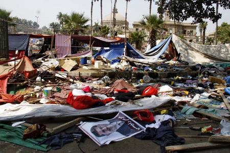 قصة مصورة: ماذا يحدث في مصر ؟