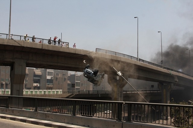 قصة مصورة: ماذا يحدث في مصر ؟