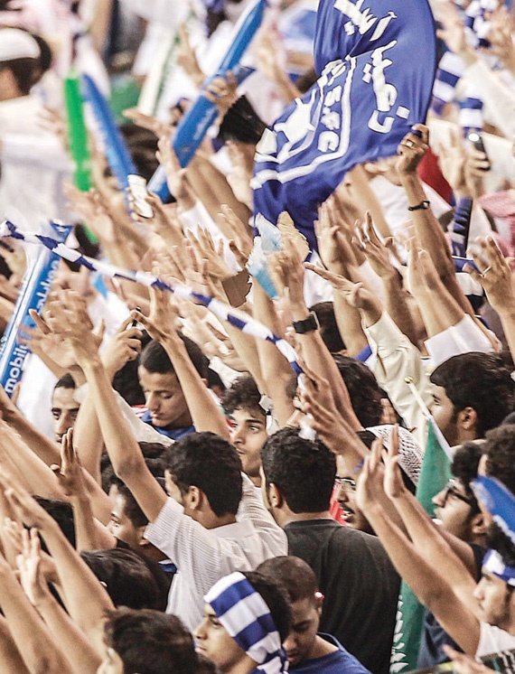 «جميل» يصادق على استفتاء «موبايلي» .. شعبية الهلال لا تجارى