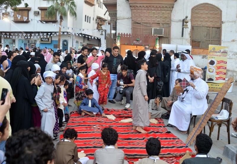 قصة مصورة:  80 ألف زائر لمهرجان جدة التاريخية