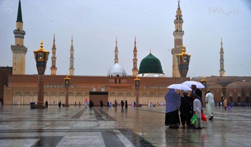 قصة مصورة : جريان وادي العقيق في المدينة المنورة