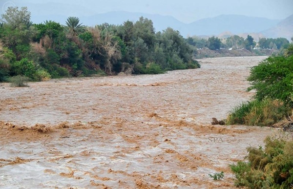 قصة مصورة : جريان وادي العقيق في المدينة المنورة