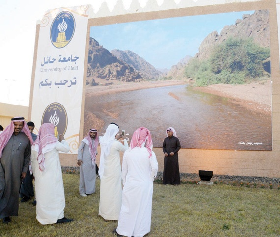 «شعيب رميض» يروج لسياحة حائل في الجنادرية