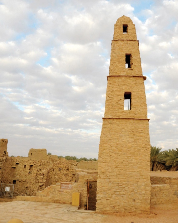 «حلوة» الجوف تجذب الزوار .. و«الحوطة» تستهويهم