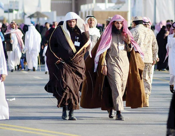 «هيئة الأمر بالمعروف»: قضايا «الجنادرية» تبرّج وتجول