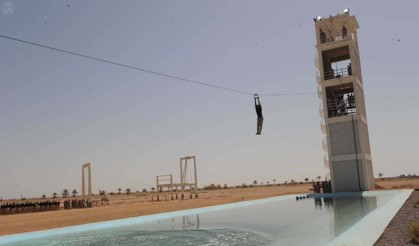 قصة مصورة: تخريج 500 متدرب بمركز ومدرسة المضلات بالشمالية الغربية