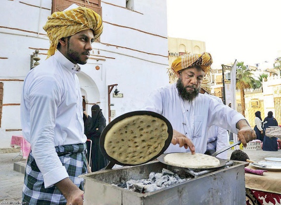 «البلد التاريخية» .. وجه جدة الرمضاني