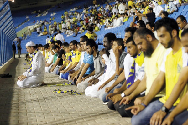 إن كأنك «خليج» .. فالنصر «محيط»