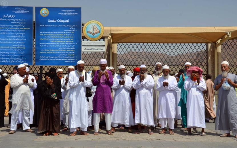 قصة مصورة : المعالم التاريخية في المدينة تجذب أفئدة ضيوف الرحمن