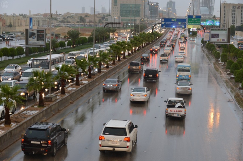 أمطار غزيرة على مدينة الرياض