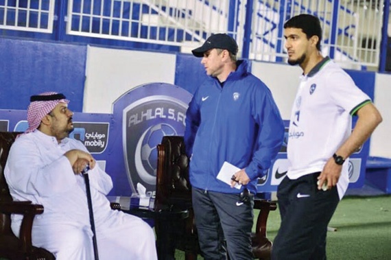 الهلال إلى كواك: عُد