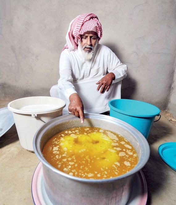 اللبن والسمن البلدي في الباحة .. منتوجات عشاق الطبيعة