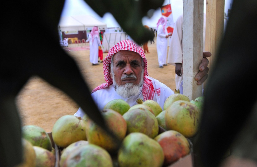 الباحة : مبيعات مهرجان الرمان تتخطى الـ 3 ملايين ريال