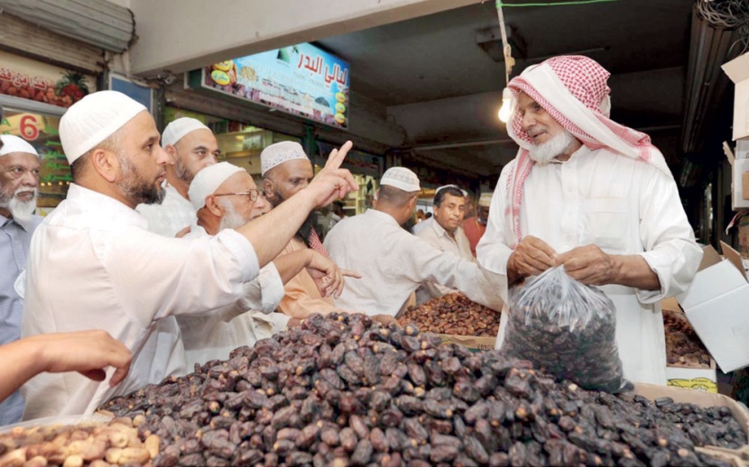 عجوة المدينة المنورة تتصدر قائمة هدايا الحجاج من التمور