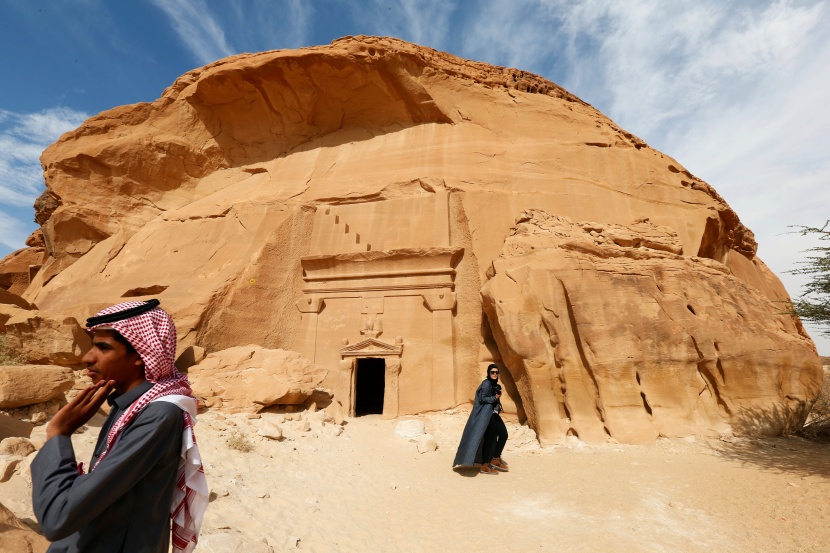 العلا.. تلاقي عراقة التاريخ بجمال الطبيعة