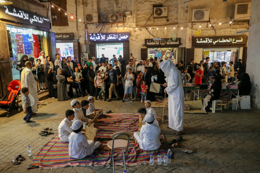 قصة مصورة | افتتتاح مهرجان جده التاريخية