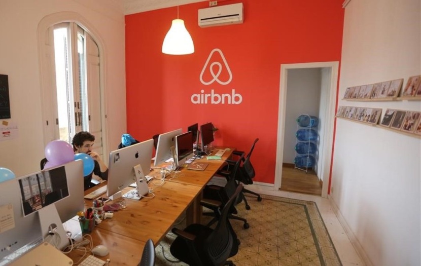 الرئيس التنفيذي لـ Airbnb :  كورونا أكثر الأزمات المرعبة في حياتنا