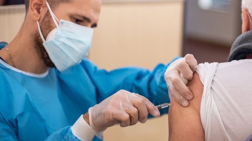 تشيلي تبدأ الحملة الأولى للتطعيم بلقاحات فايزر الأسبوع المقبل 
