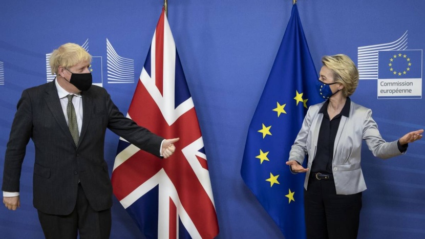 رئيس وزراء بريطانيا: إتفاقية التجارة بداية جديدة للعلاقة مع الاتحاد الأوروبي 
