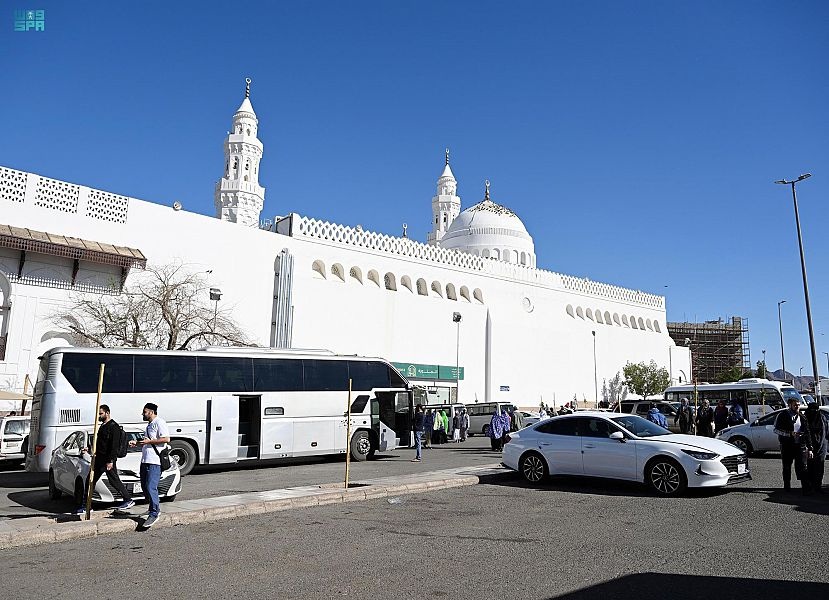 مسجد القبلتين .. أحد معالم السيرة النبوية في المدينة المنورة