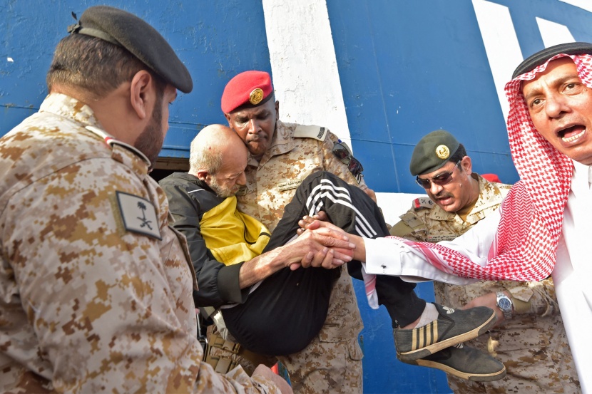 وصول 13 مواطنا و1674 شخصا من رعايا الدول الصديقة إلى جدة قادمين من السودان