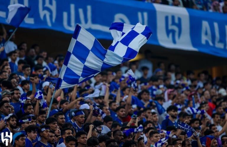 الهلال يرصد تذاكر نهائي القارة المخالفة ويعيد طرحها للبيع                