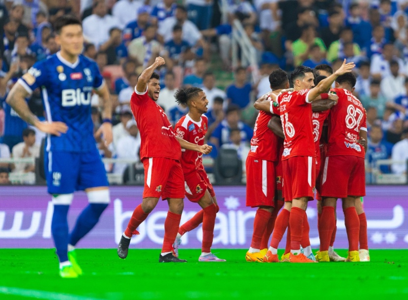 الهلال يكسب الوحدة عن طريق ركلات الترجيح ويتوج بكأس خادم الحرمين الشريفين