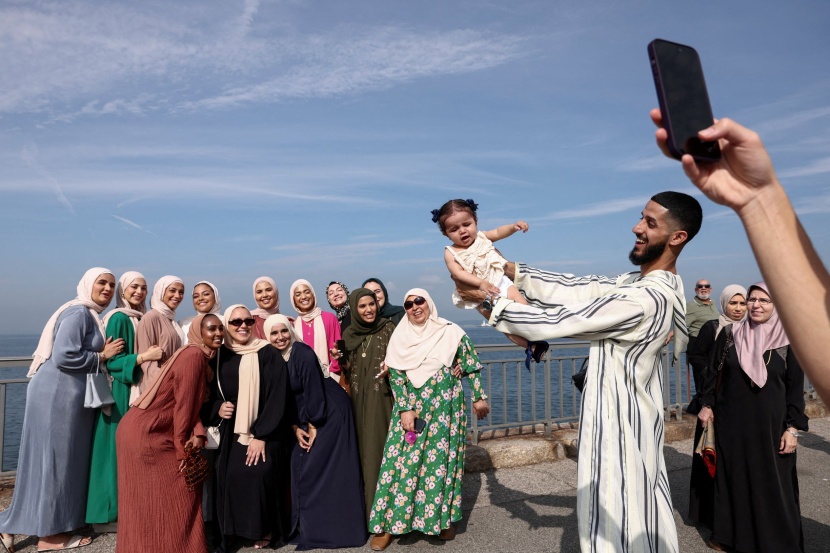 الاحتفال بالعيد.. مشاعر وفرح