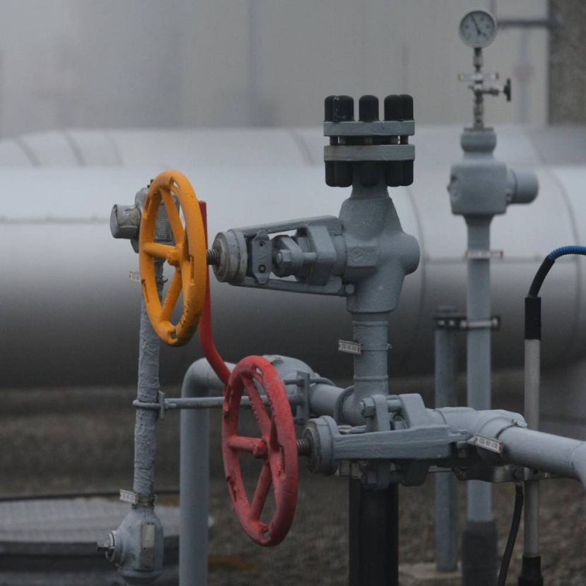 تجار أوروبيون يتحدون مخاطر الحرب ويخزنون الغاز في أوكرانيا