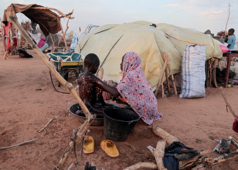 البيروقراطية تعرقل عمل "أطباء بلا حدود" في السودان .. لا تأشيرات جديدة لأطقمها 