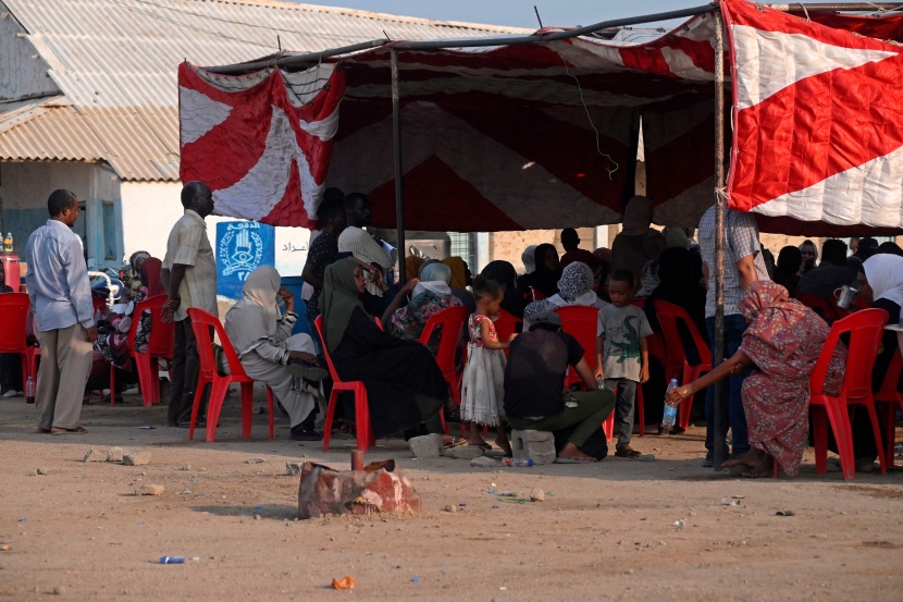 هربا من الحرب .. الانتظار الطويل في بورتسودان للحصول على جواز سفر 