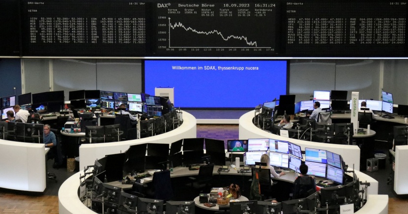 التراجع يسيطر على الأسهم الأوروبية قبيل اجتماعات البنوك المركزية