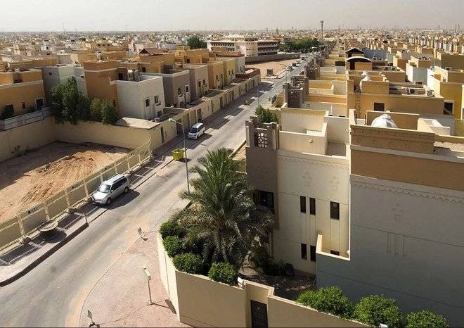 جدل بين عقاريين حول تحديد سقف أعلى لزيادات الإيجارات في السعودية