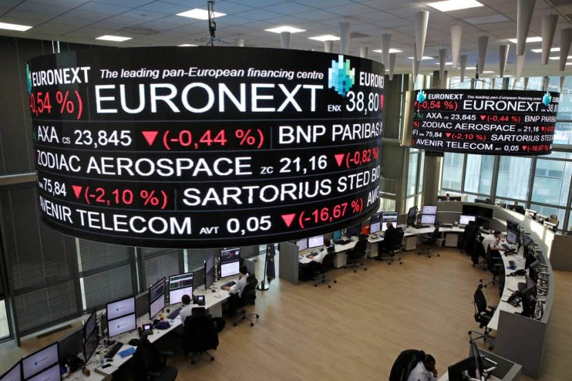 سوق الأسهم الفرنسية تفقد 200 مليار دولار من قيمتها منذ 9 يونيو