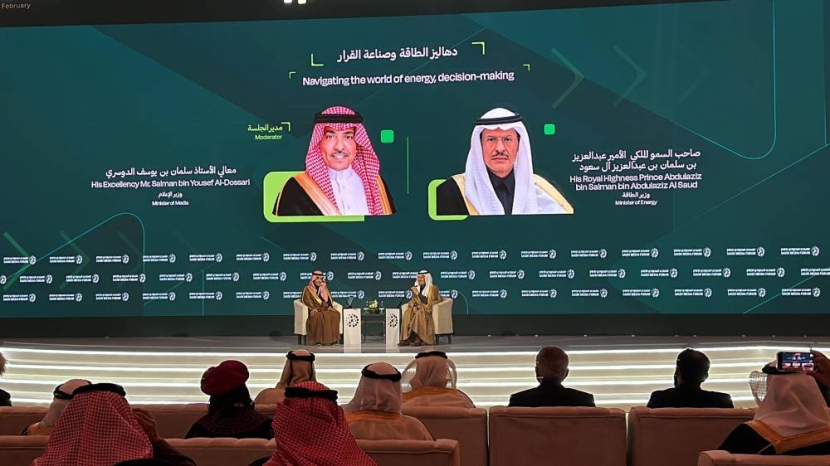 الرقمنة والذكاء الاصطناعي مستقبل الإعلام السعودي.. 150 ألف وظيفة بحلول 2030